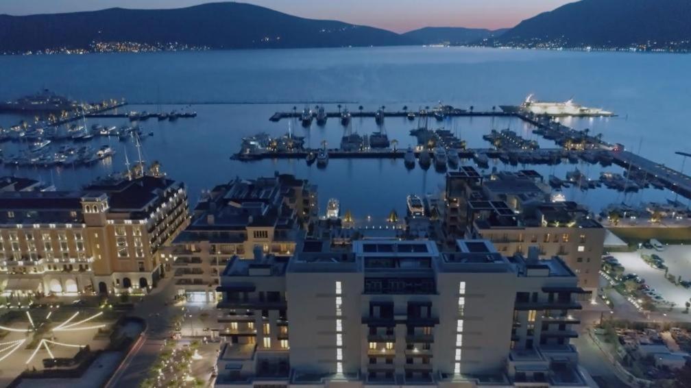 Porto Montenegro Luxury 1 Bedroom Apartment ติวัต ภายนอก รูปภาพ